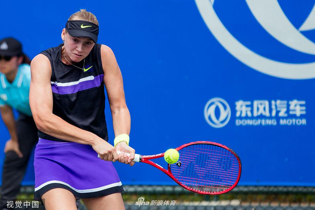 赛场上展现 赛场上展现