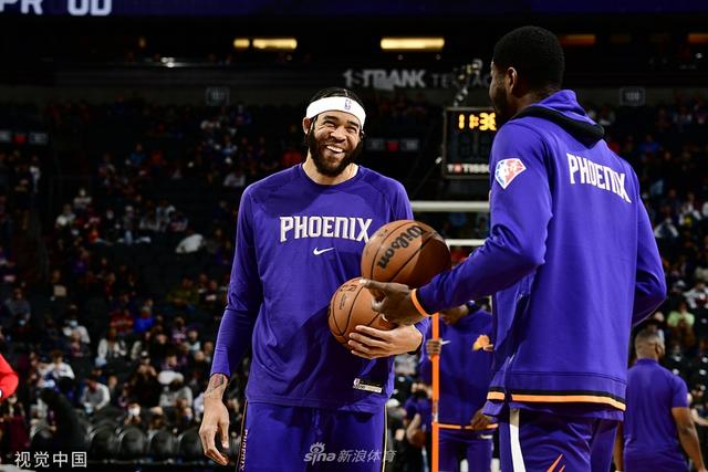 队伍中年轻 队伍中年轻