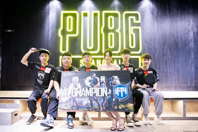 勒的拼劲 勒的拼劲